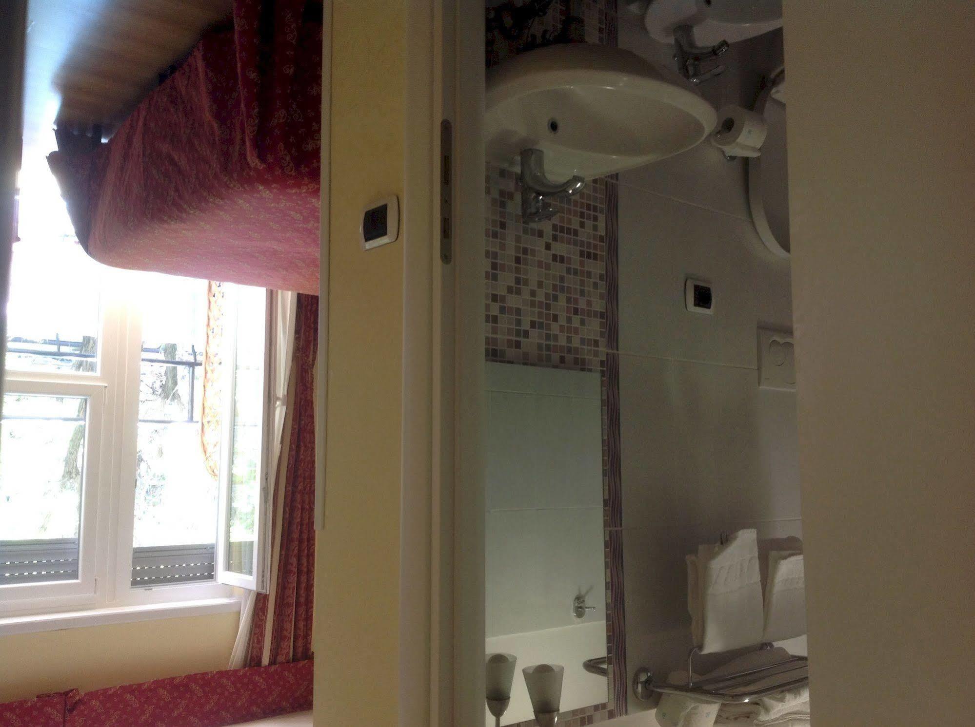Residenza Fermi Hotel Rom Eksteriør billede